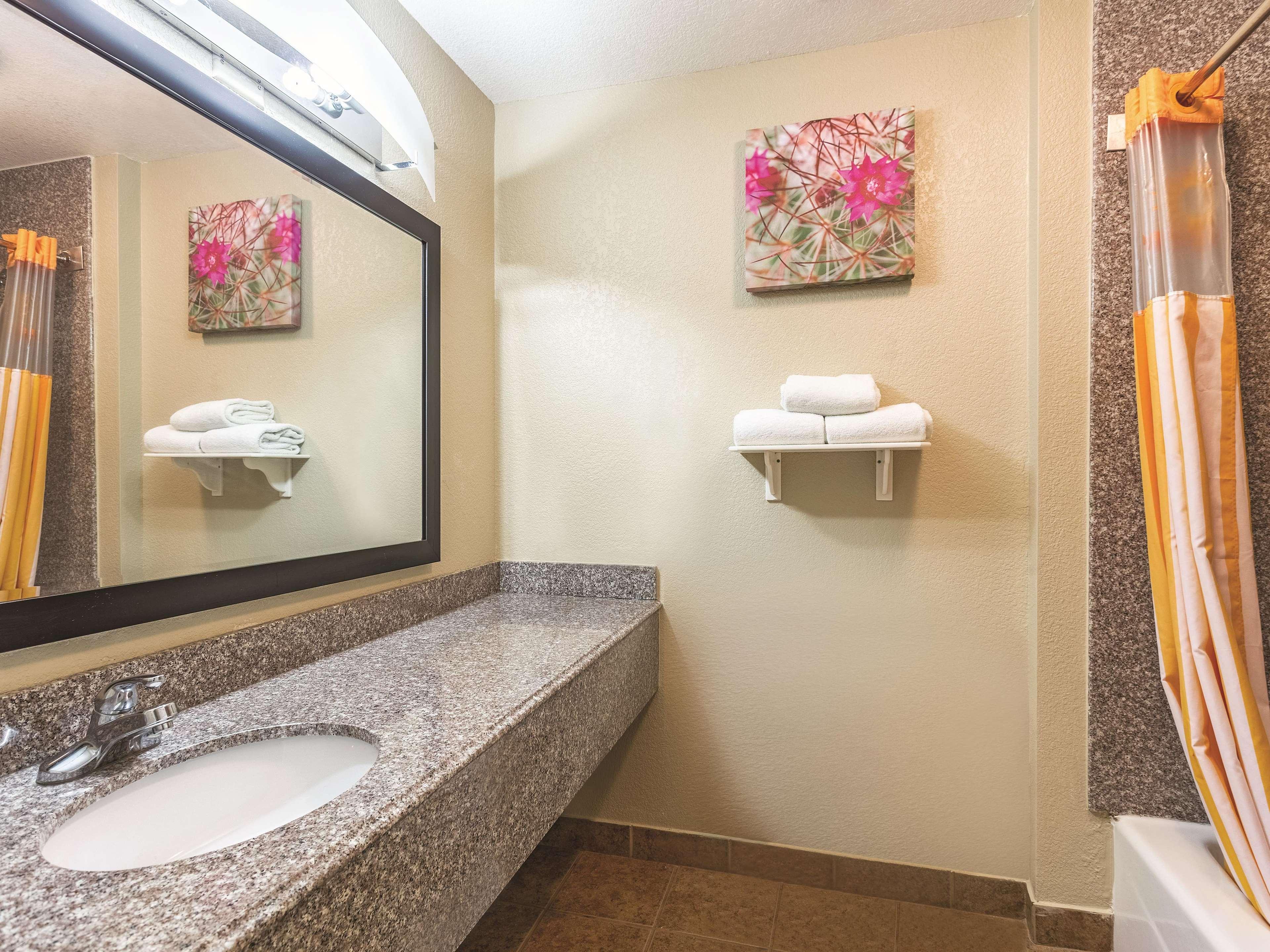 La Quinta By Wyndham Deming Hotel Buitenkant foto